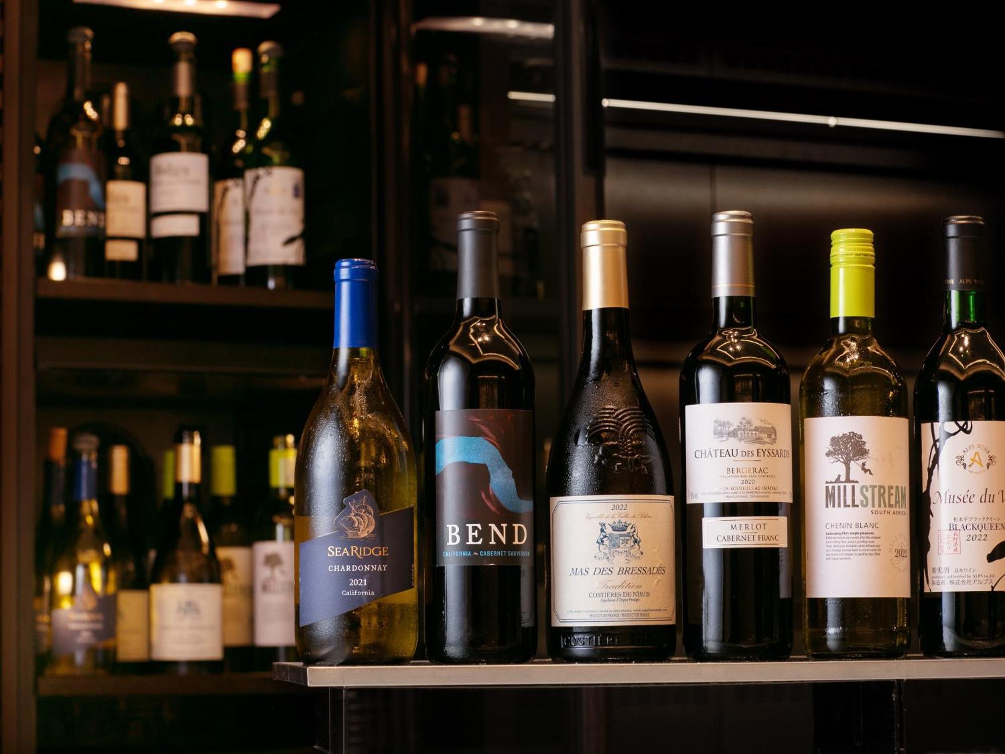 나고야 칸코 호텔 나고야 시 외부 사진 Wine bottles